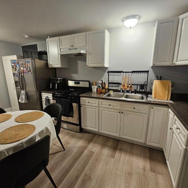 Photo - 260 Fountain St Apartment