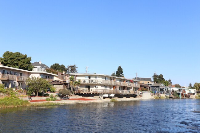 window view - 2137 Otis Dr