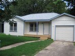 Foto principal - 1904 Winsted Ln