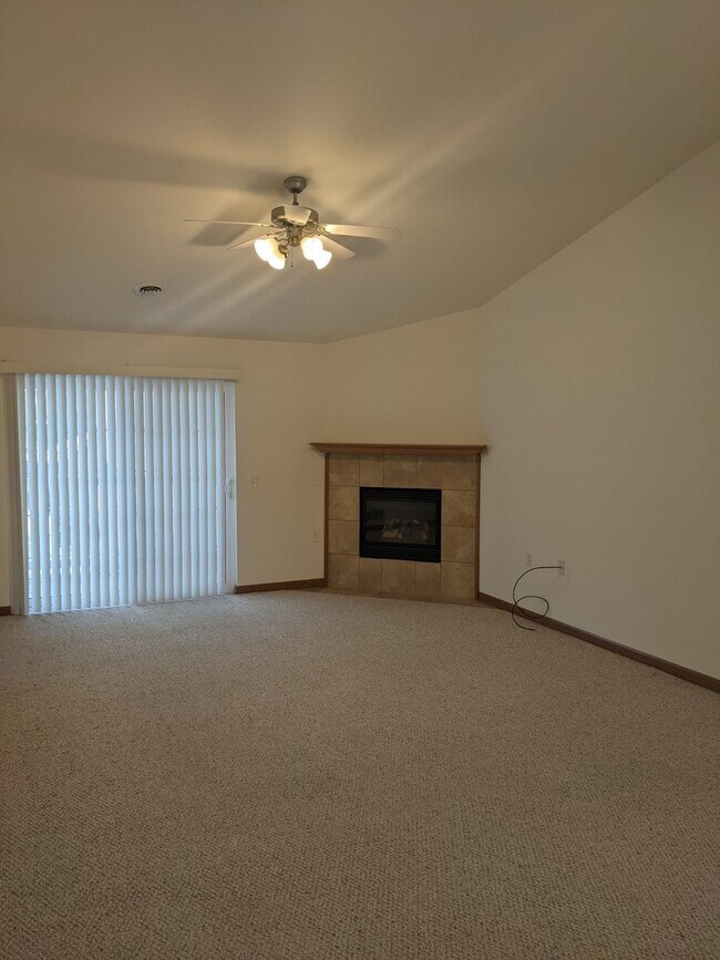 Foto del edificio - 4148 Bruns Ave