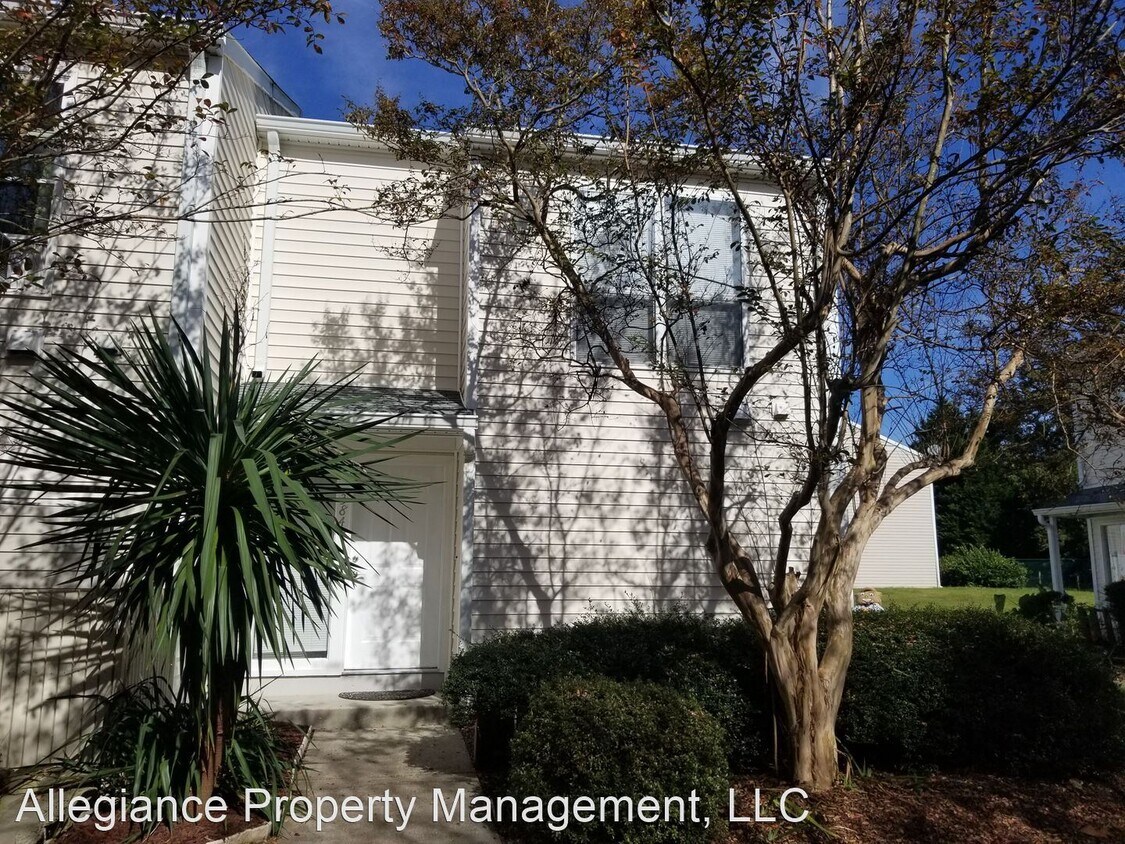 Foto principal - 3 br, 1.5 bath House - 3840 Staffordshire Ln