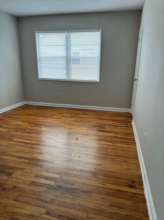 Foto del edificio - 1026 44th St NE