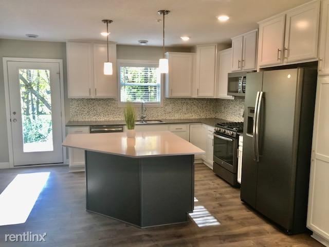 Primary Photo - 3 br, 3 bath Townhome - 13839 102nd Pl N
