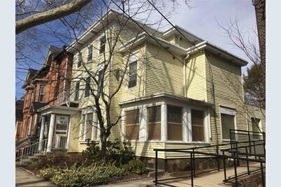 Vista de calle - 55 Trumbull St