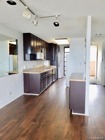 Building Photo - 4300 Waialae Ave