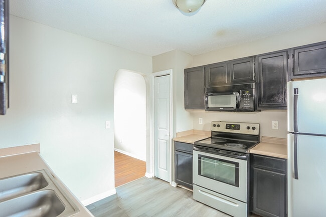 Foto del edificio - 3807 Gold Nugget Ct