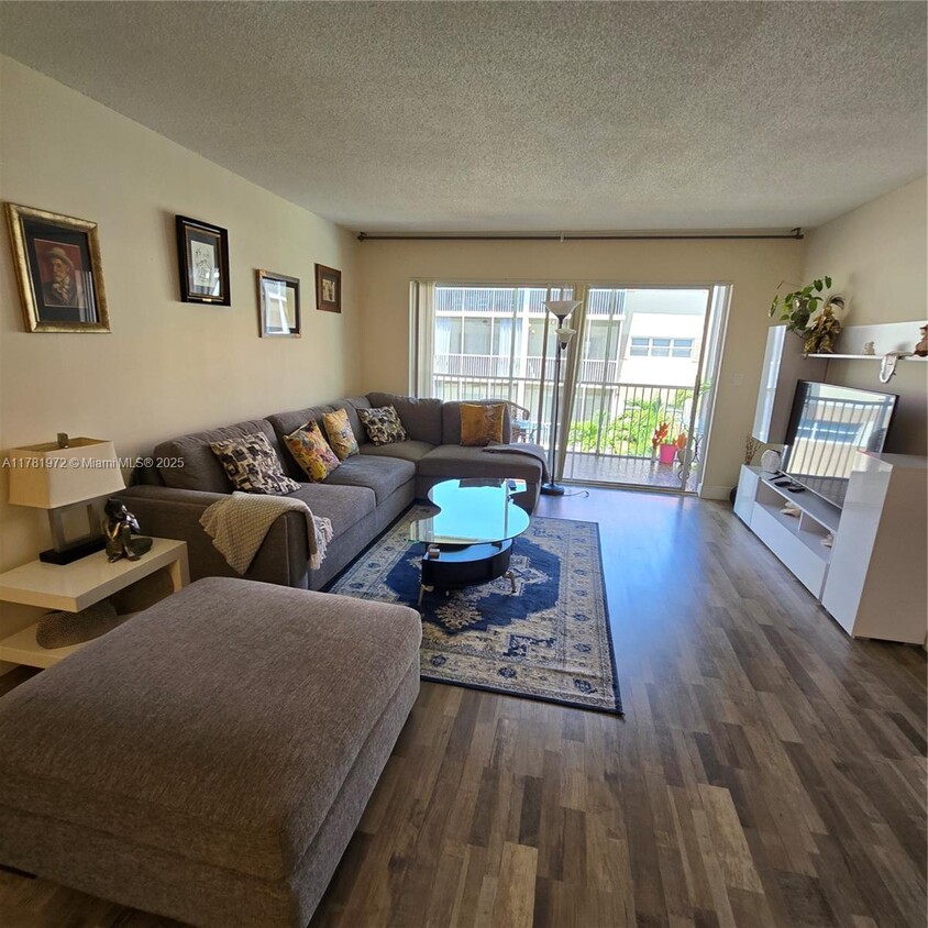 Foto principal - 2097 S Ocean Dr