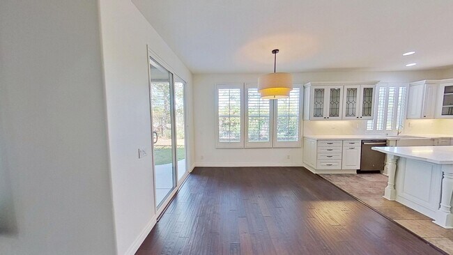 Building Photo - 18 Trail Canyon Dr