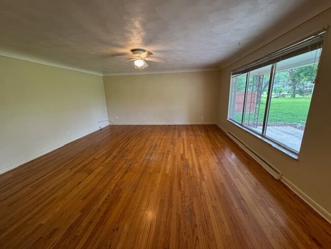 Building Photo - 4306 Dalewood Dr