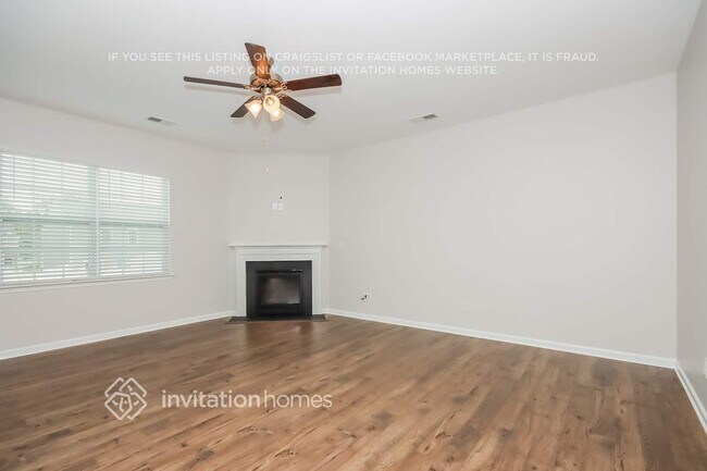 Foto del edificio - 144 N Cromwell Dr