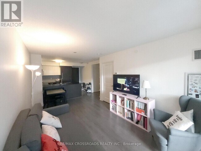 Photo du bâtiment - 5162 Yonge St