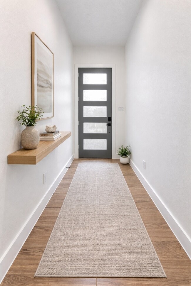 Building Photo - 112 Luetta St