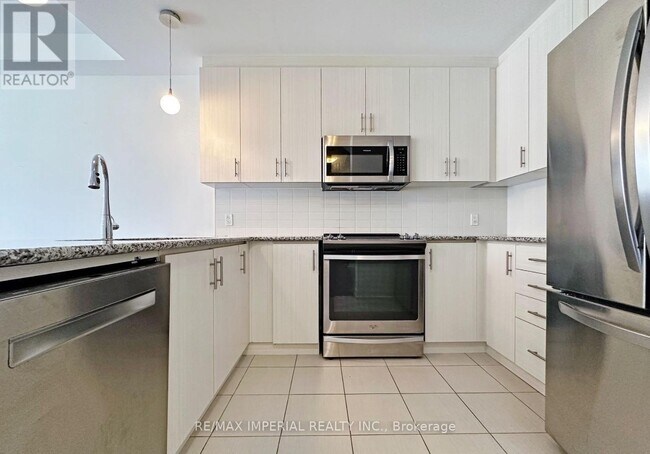 Building Photo - 2299 Natasha Cir