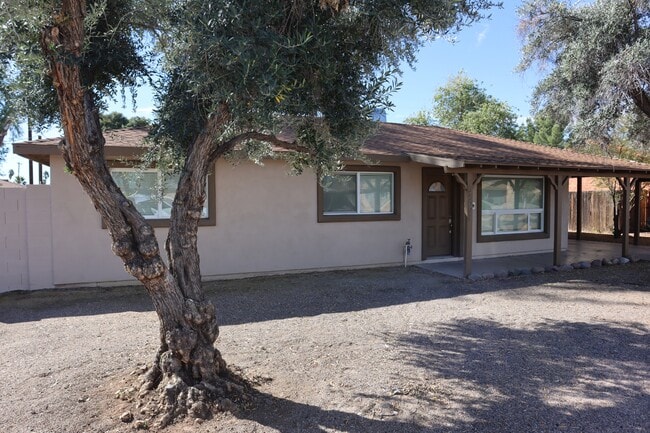 Photo - 7501 E Hubbell St House