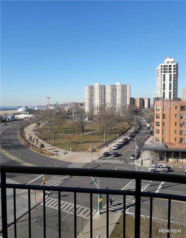 Building Photo - 3111 Ocean Pkwy