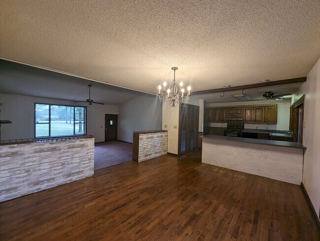 Foto del edificio - 3 Bedroom 3 Bathroom Home in Batesville