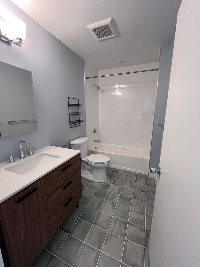 Third floor bathroom - 2135 E Fairmount Ave
