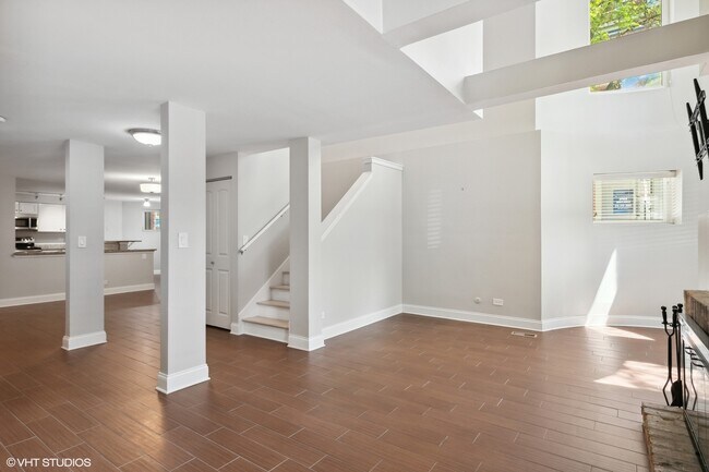 Foto del edificio - 1034 W Armitage Ave