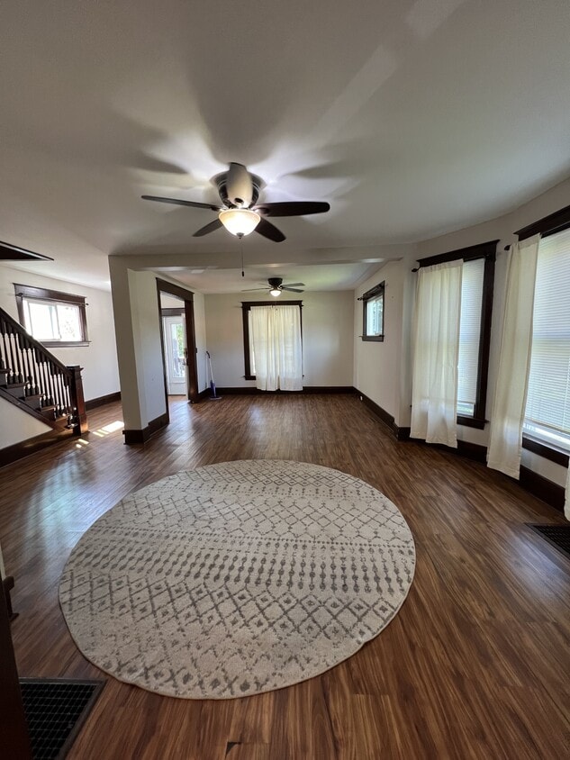Photo - 236 Moores River Dr (Lansing, MI)