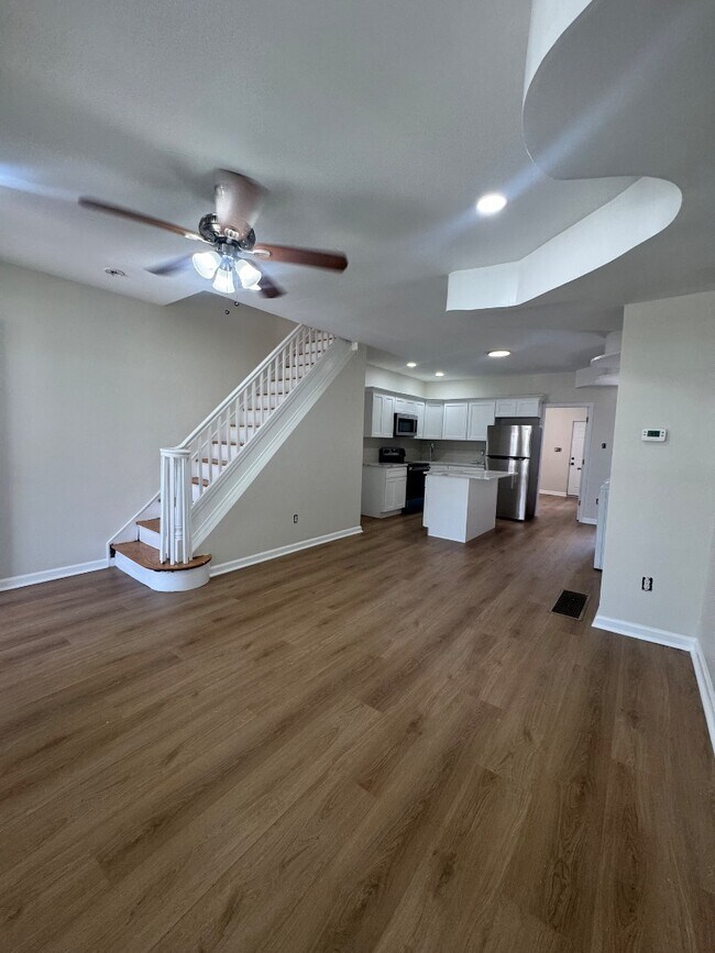 Foto del edificio - 6548 N Lambert St