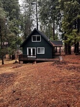 Building Photo - 25864 Sugar Pine Dr