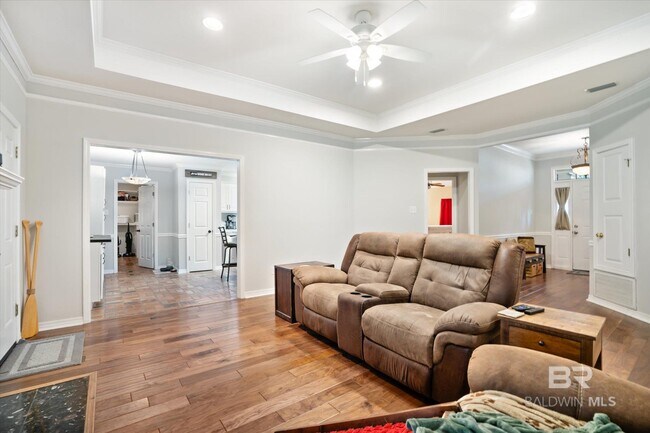 Foto del edificio - 102 Ivy Cir