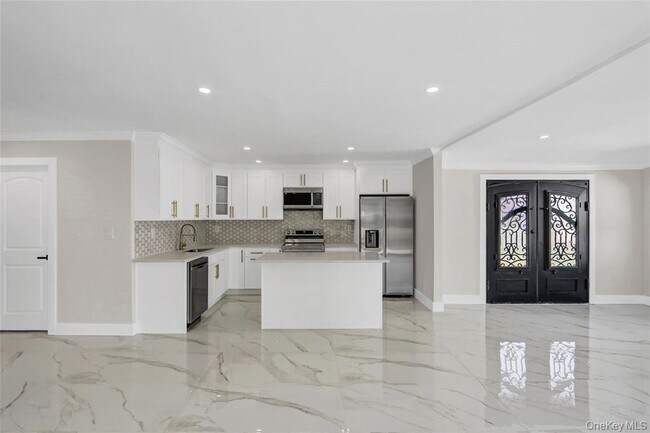 Building Photo - 12 Woodcock Ln