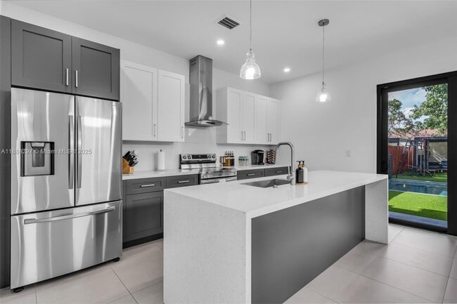 Foto del edificio - 2755 SW 2nd St