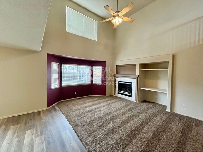 Foto del edificio - 5734 Dolores St