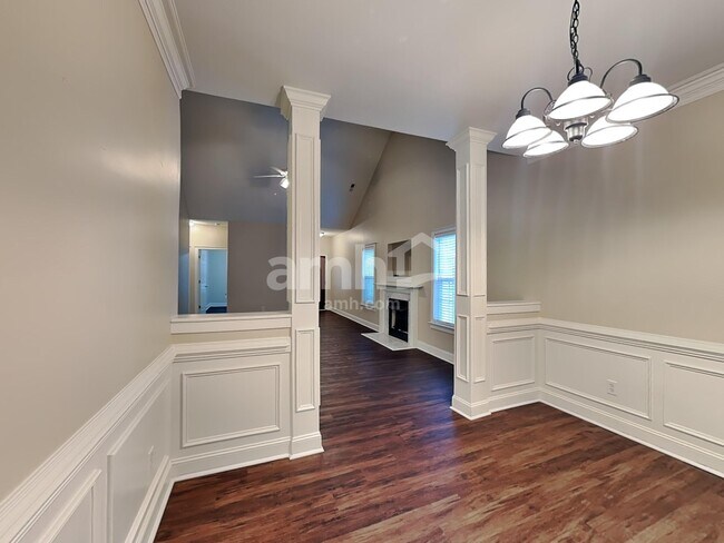 Building Photo - 13611 Glencreek Ln