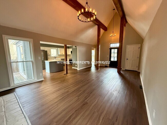 Building Photo - Amazing 3 Bedroom Home!