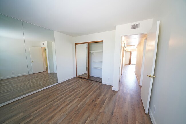 Foto del edificio - 28015 Sarabande Ln