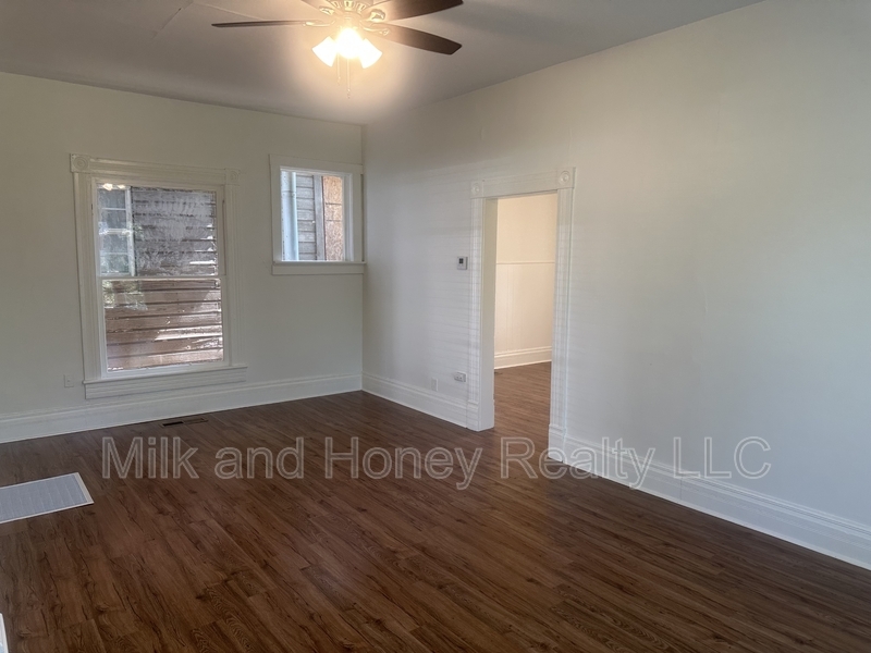 Primary Photo - 509 E Harrison Ave