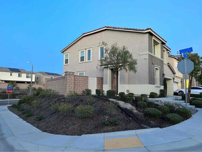 Building Photo - 24230 Carnation Way