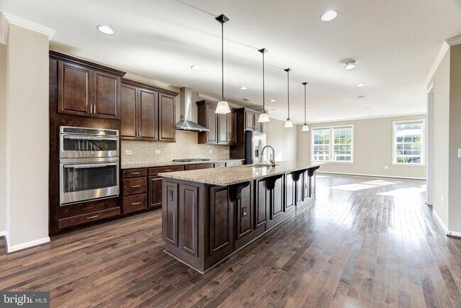Building Photo - 21501 Willow Breeze Sq