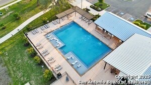 Building Photo - 1512 Anhalt Dr