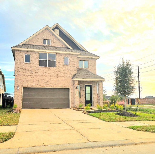 Building Photo - 27139 Blue Pool Dr