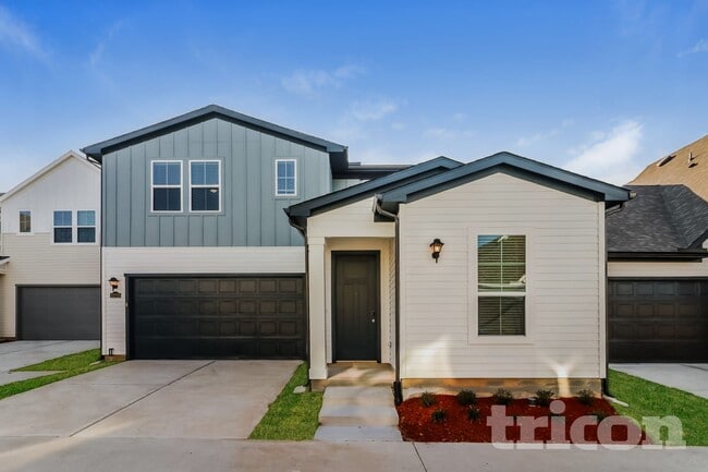 Building Photo - 22715 Terrazzo Dr