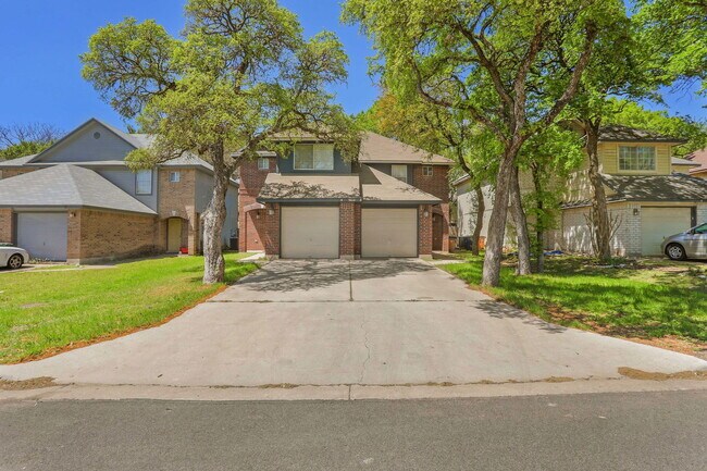 Foto del edificio - 9614 Nightjar Dr