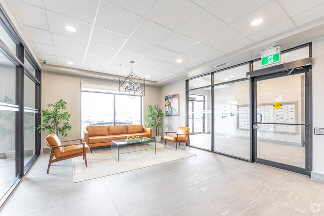 Lobby - Greenbrier Place Apartments