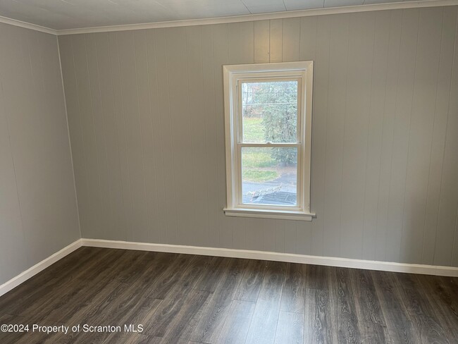 Building Photo - 1309 Clay Ave