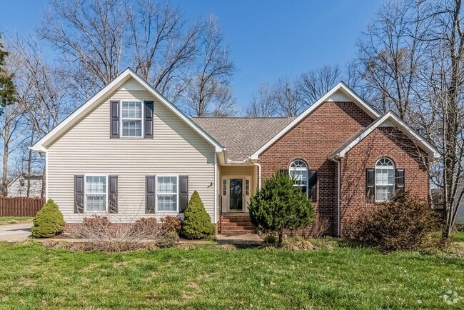Building Photo - 318 Gatewood Dr