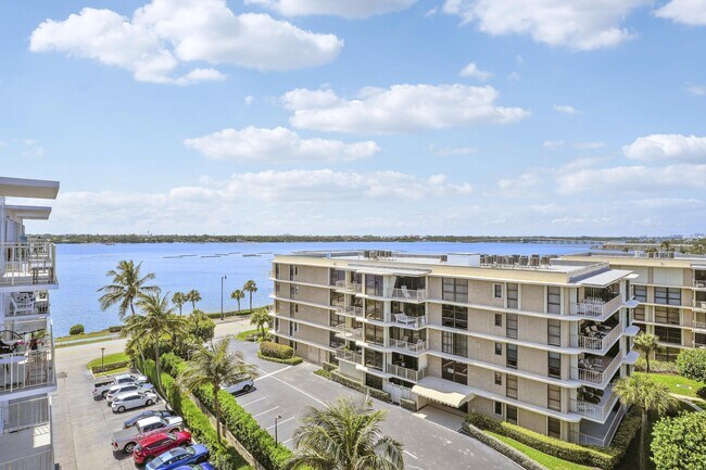 Building Photo - 3230 S Ocean Blvd