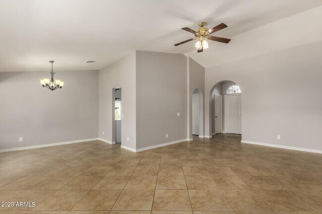 Foto del edificio - 4423 E Ashurst Dr