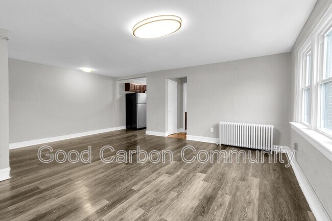 Foto del edificio - 1015 Amherst St