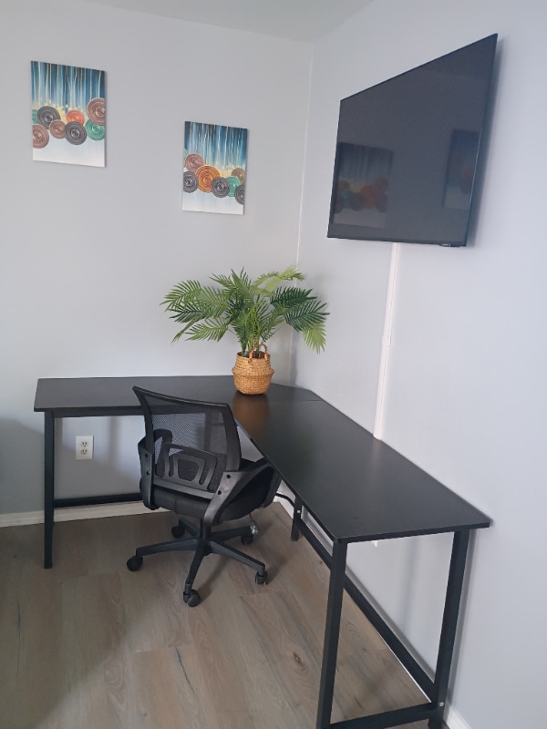 Photo - 1715 E 7th St House