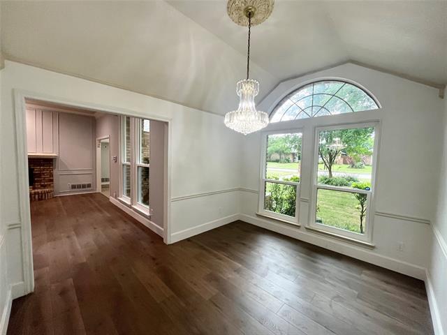 Foto del edificio - 1404 Stoneboro Ln