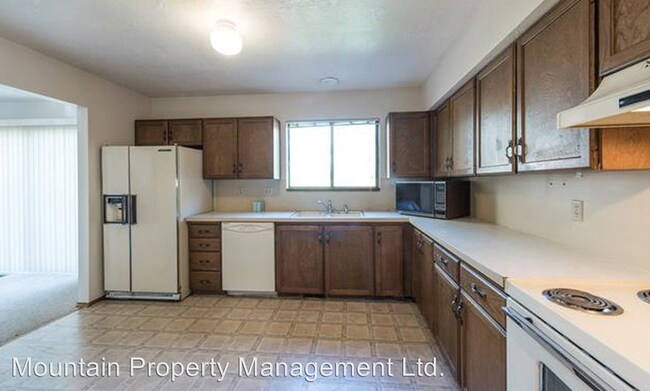 Building Photo - 5 br, 4.5 bath House - 2286 Sidewinder Drive