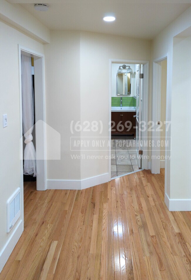 Foto del edificio - 6116 Market St