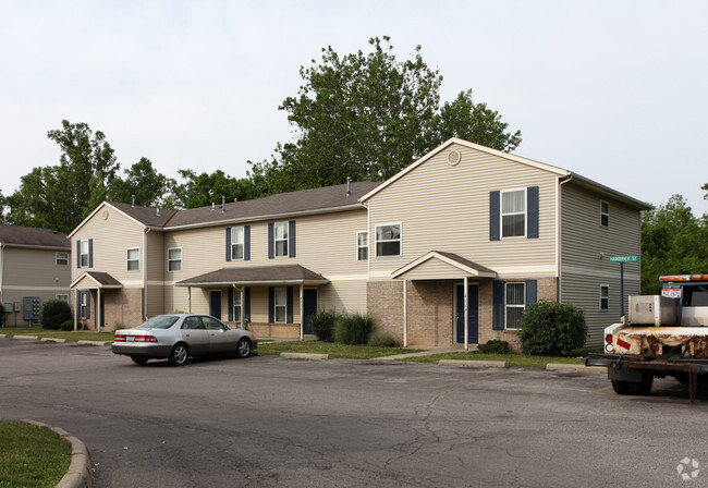 Primary Photo - River Pointe Apartments